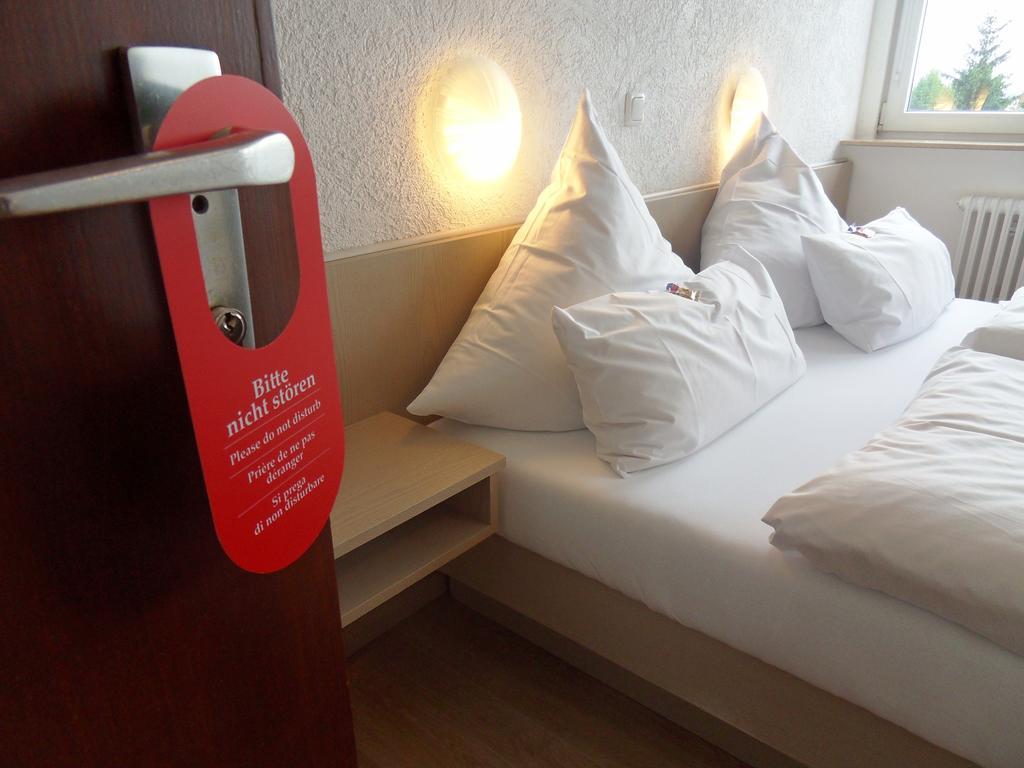Hotel Linnert ไวเทอร์ชตัดท์ ห้อง รูปภาพ